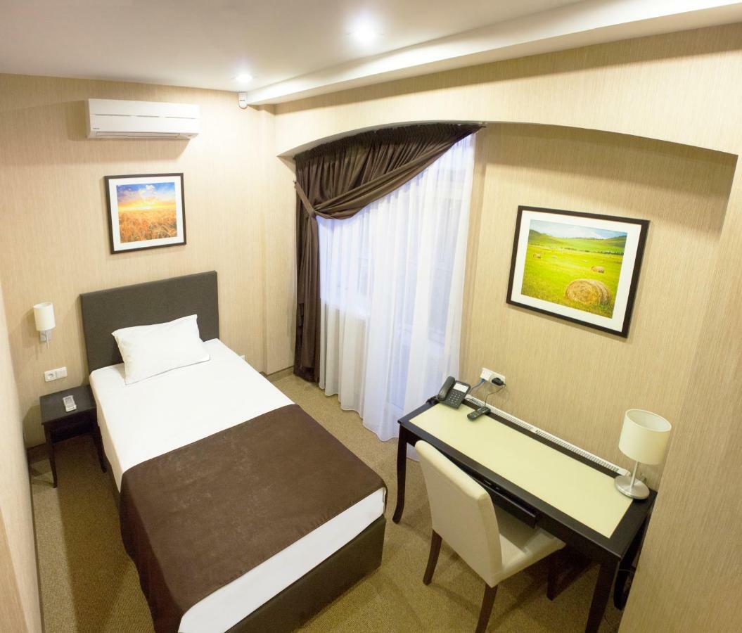 Al Mar Hotel Schaslyve Dış mekan fotoğraf